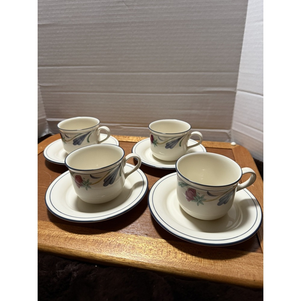 LENOX POPPIES ON BLUE CHINASTONE 4 TEA CUPS AND SAUCERS
